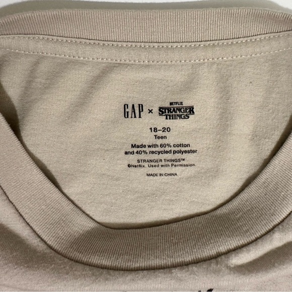 GAP x Stranger Things Unisex Teen Graphic T-Shirt, Teen Size 18-20 in beige - Picture 7 of 11